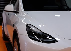 tesla yatay galeri