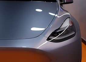 tesla yatay galeri